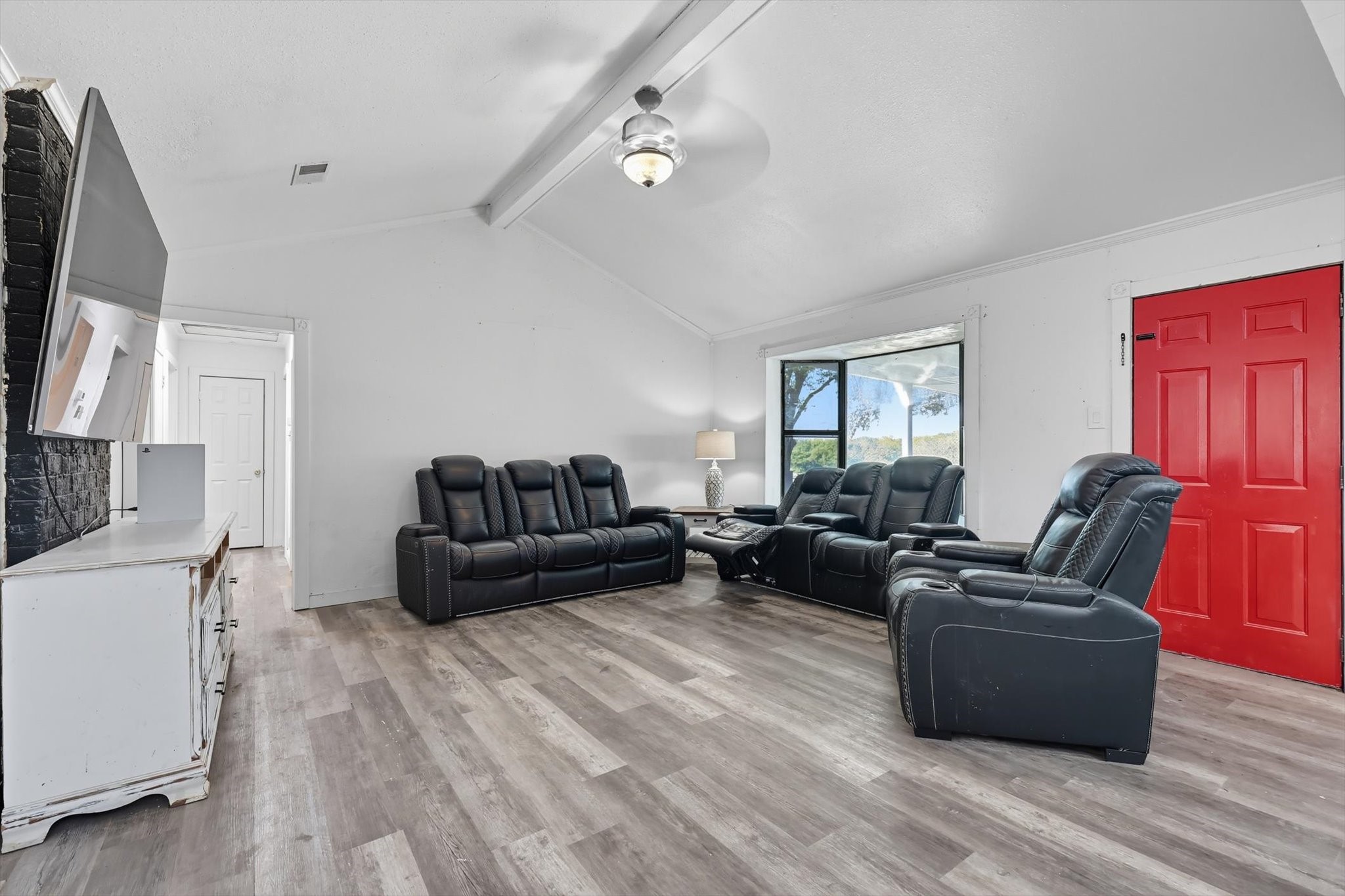 1118 Private Road 425 Whitewright TX 75491