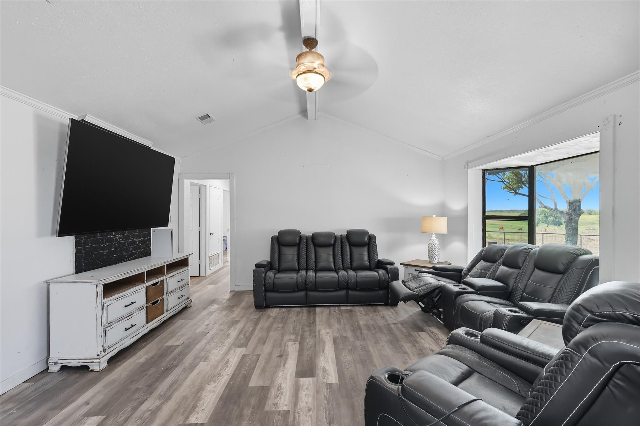 1118 Private Road 425 Whitewright TX 75491
