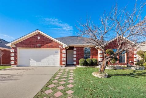 1629 Powder Horn Lane Arlington TX 76018