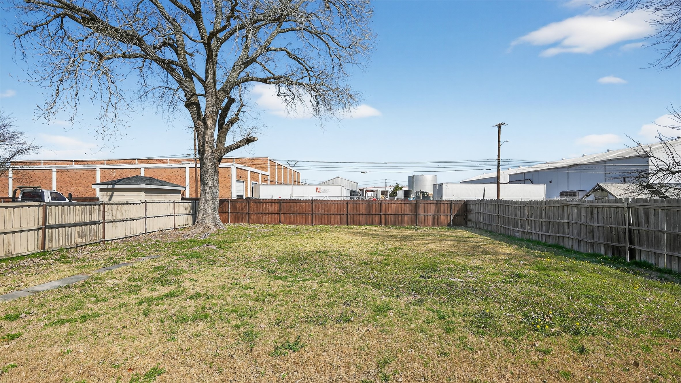 8155 Shafter Drive Dallas TX 75227
