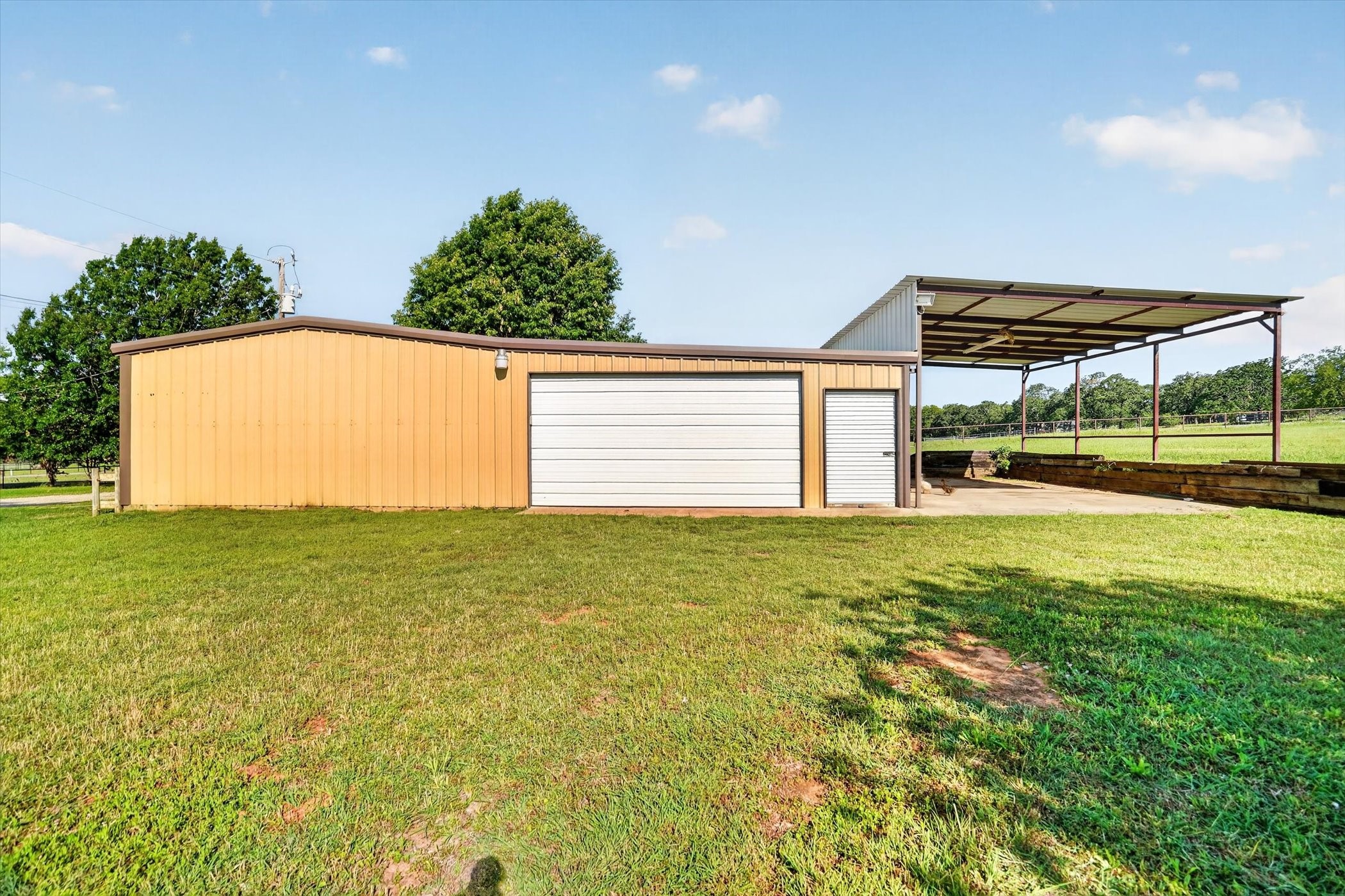 100 Green Meadows Circle Springtown TX 76082