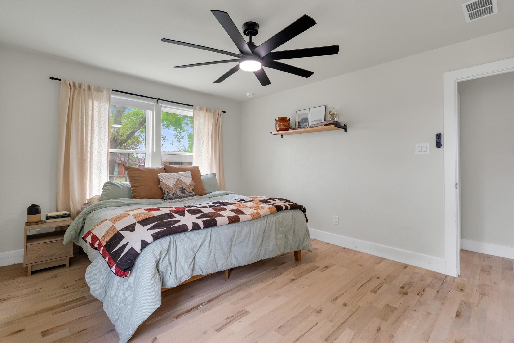 115 Aspen Street Lancaster TX 75134