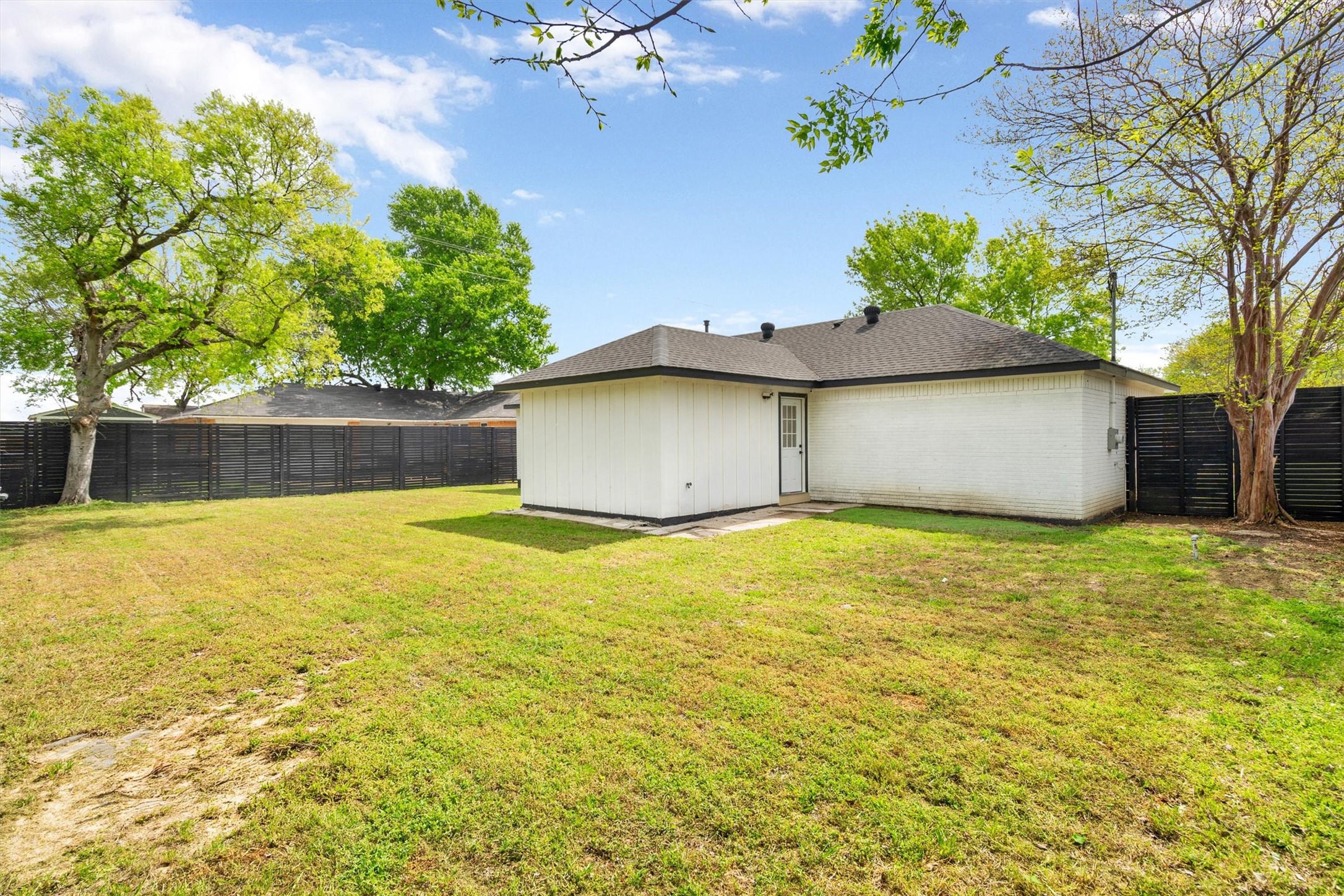 115 Aspen Street Lancaster TX 75134