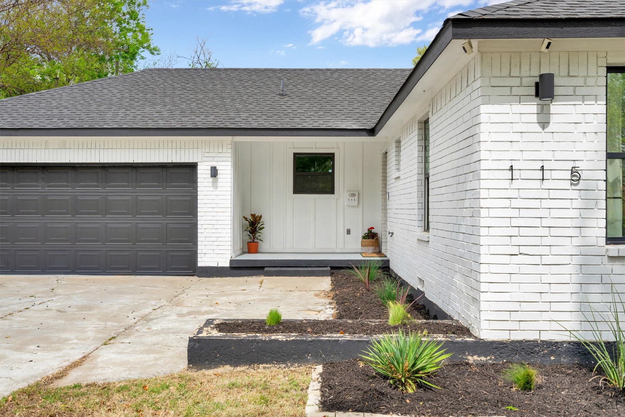 115 Aspen Street Lancaster TX 75134