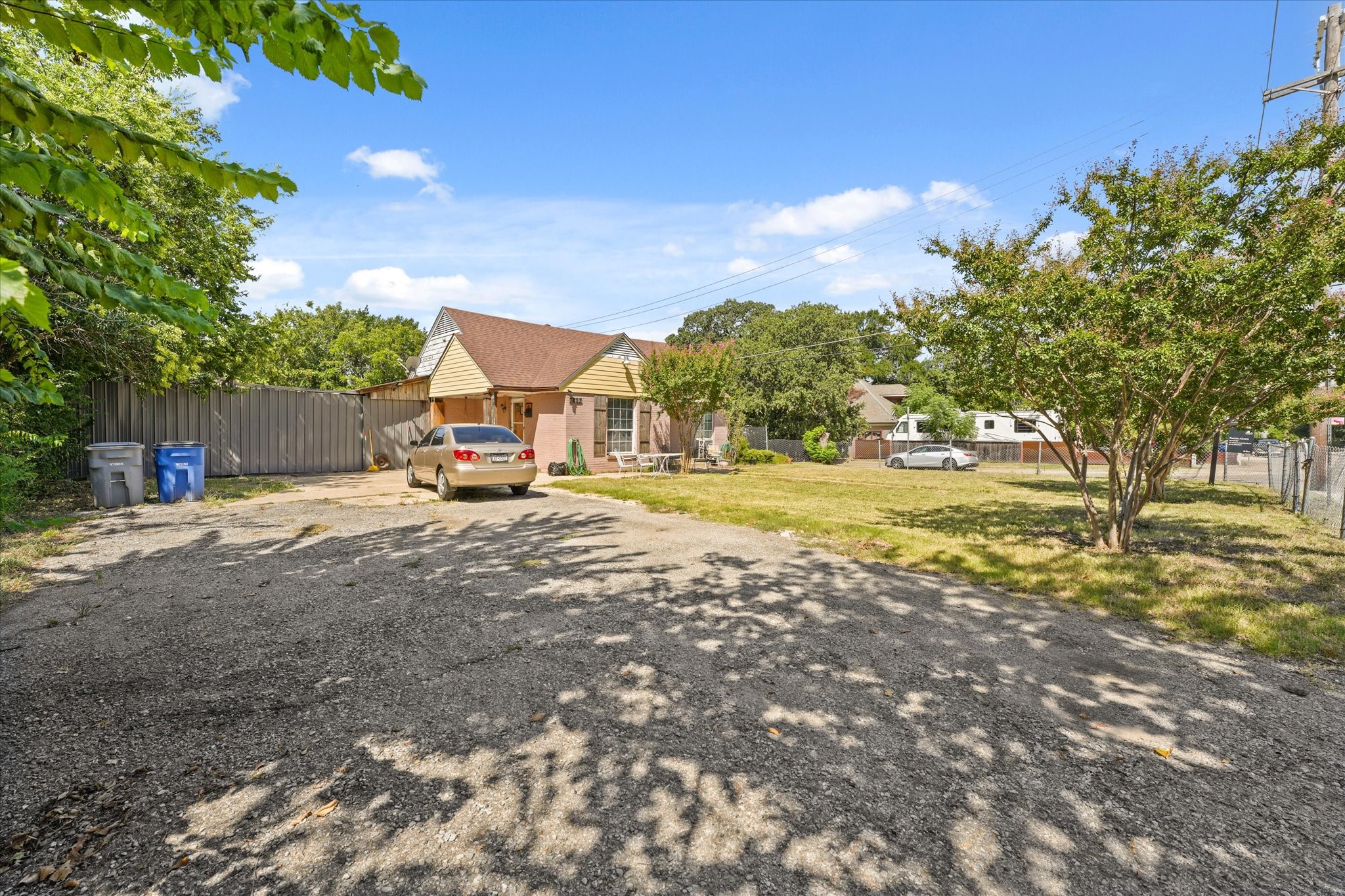 7225 Mohawk Drive Dallas TX 75235