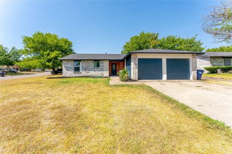 1501 Oakbrook Court Lancaster TX 75134