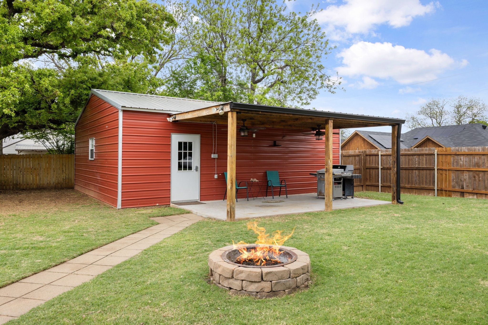 208 N Oak Lane Tolar TX 76476