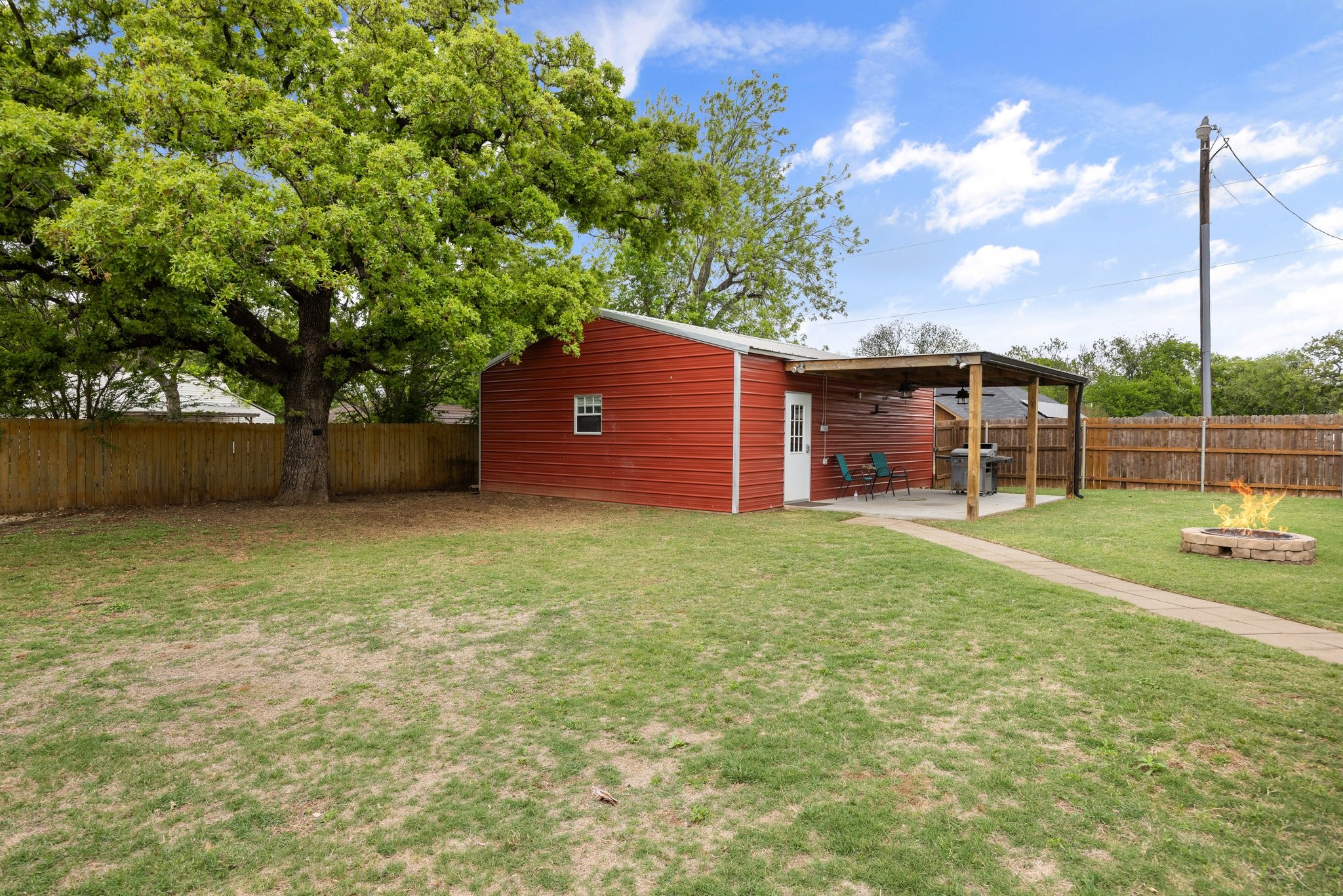 208 N Oak Lane Tolar TX 76476