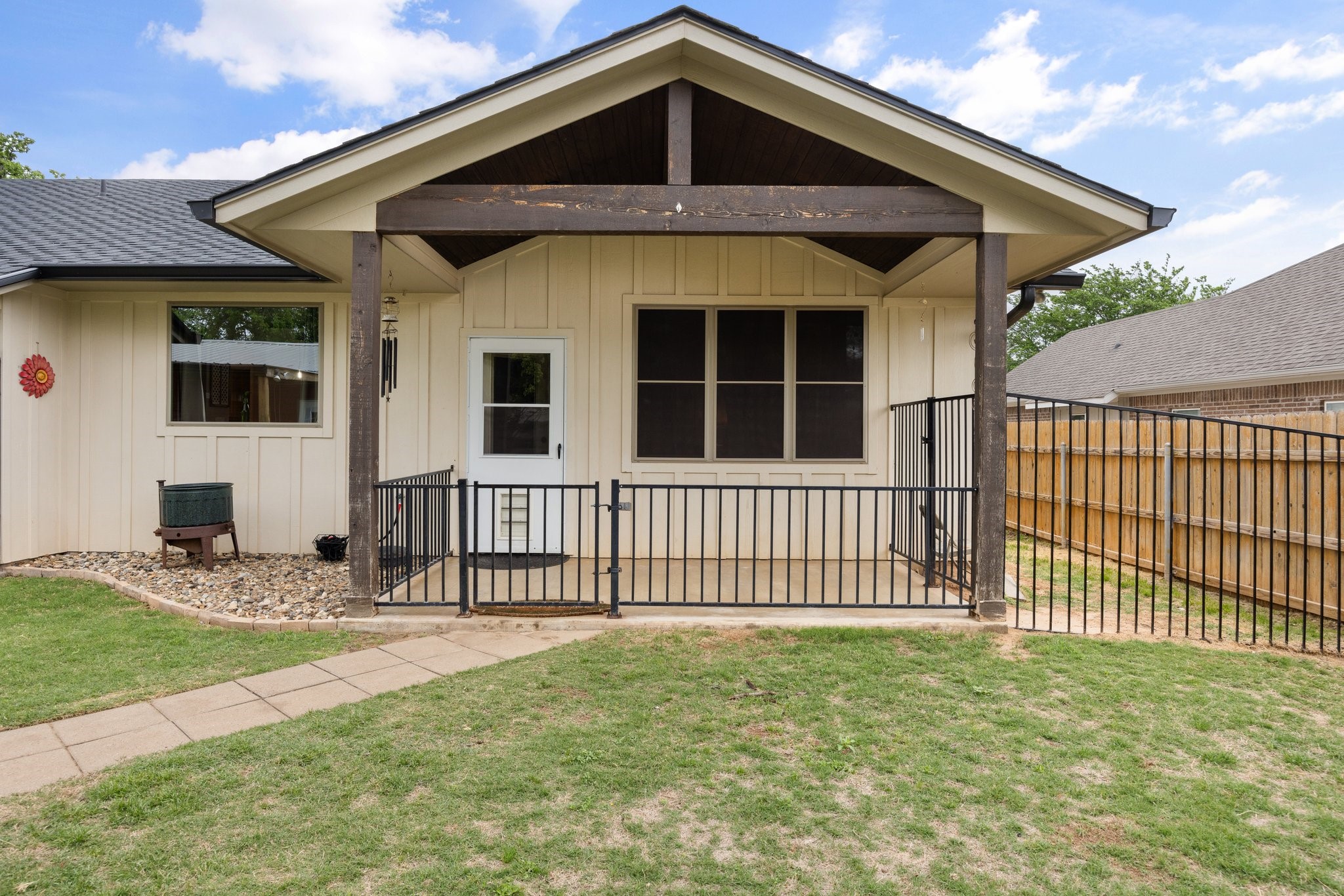 208 N Oak Lane Tolar TX 76476