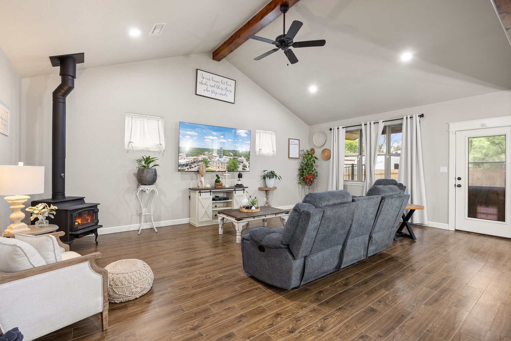 208 N Oak Lane Tolar TX 76476