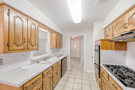 200 Connie Drive Desoto TX 75115