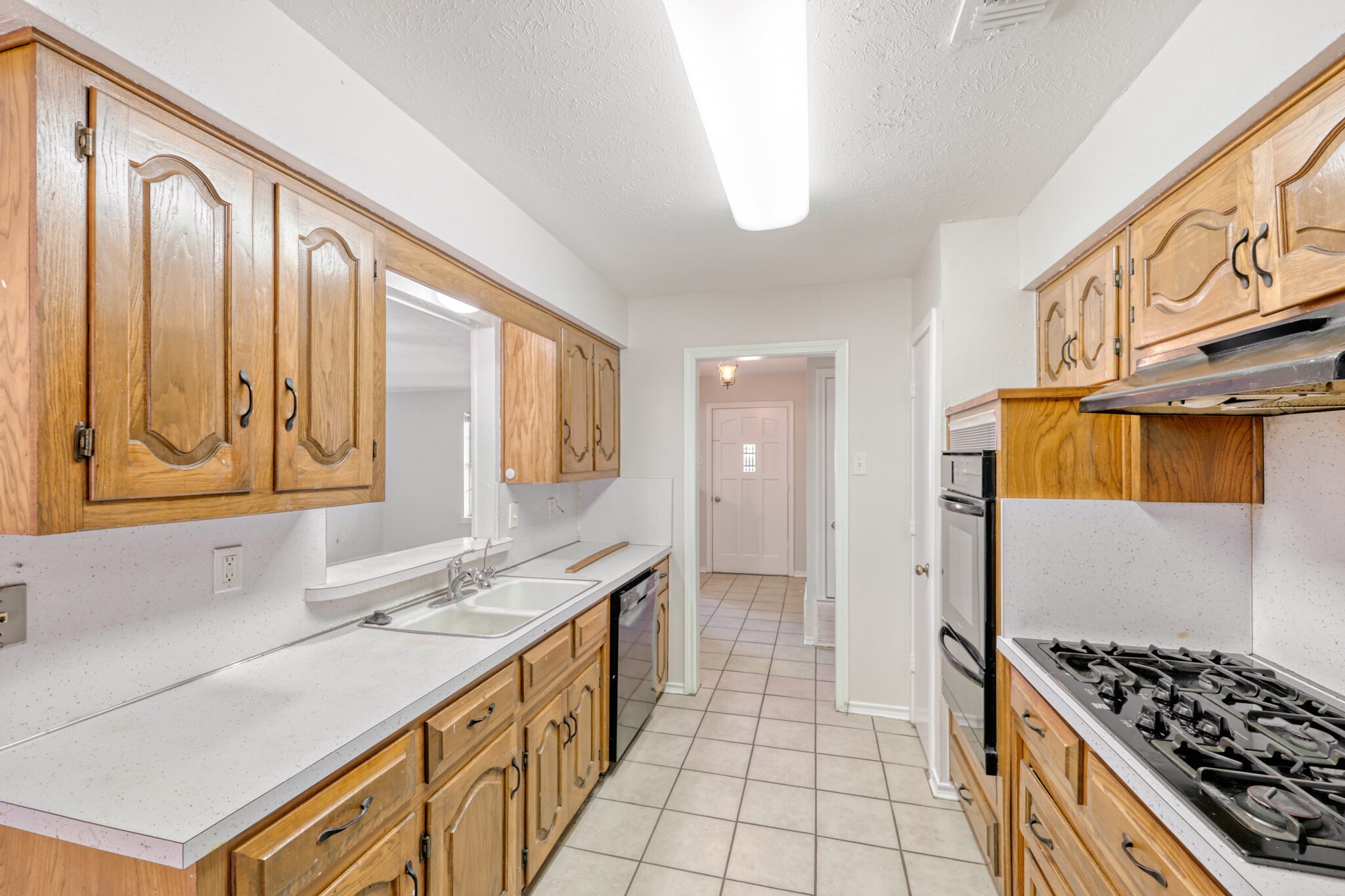 200 Connie Drive Desoto TX 75115