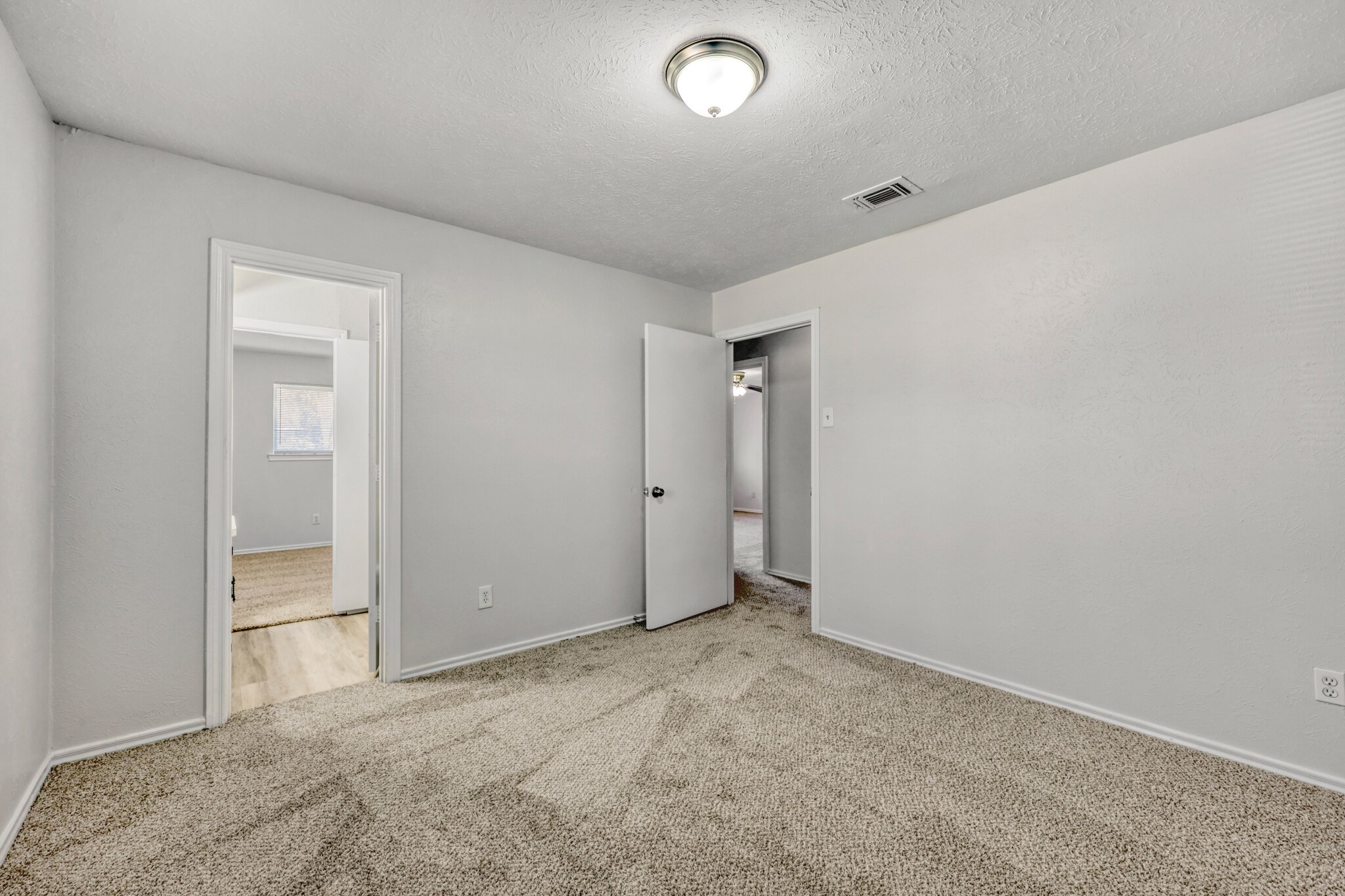 200 Connie Drive Desoto TX 75115