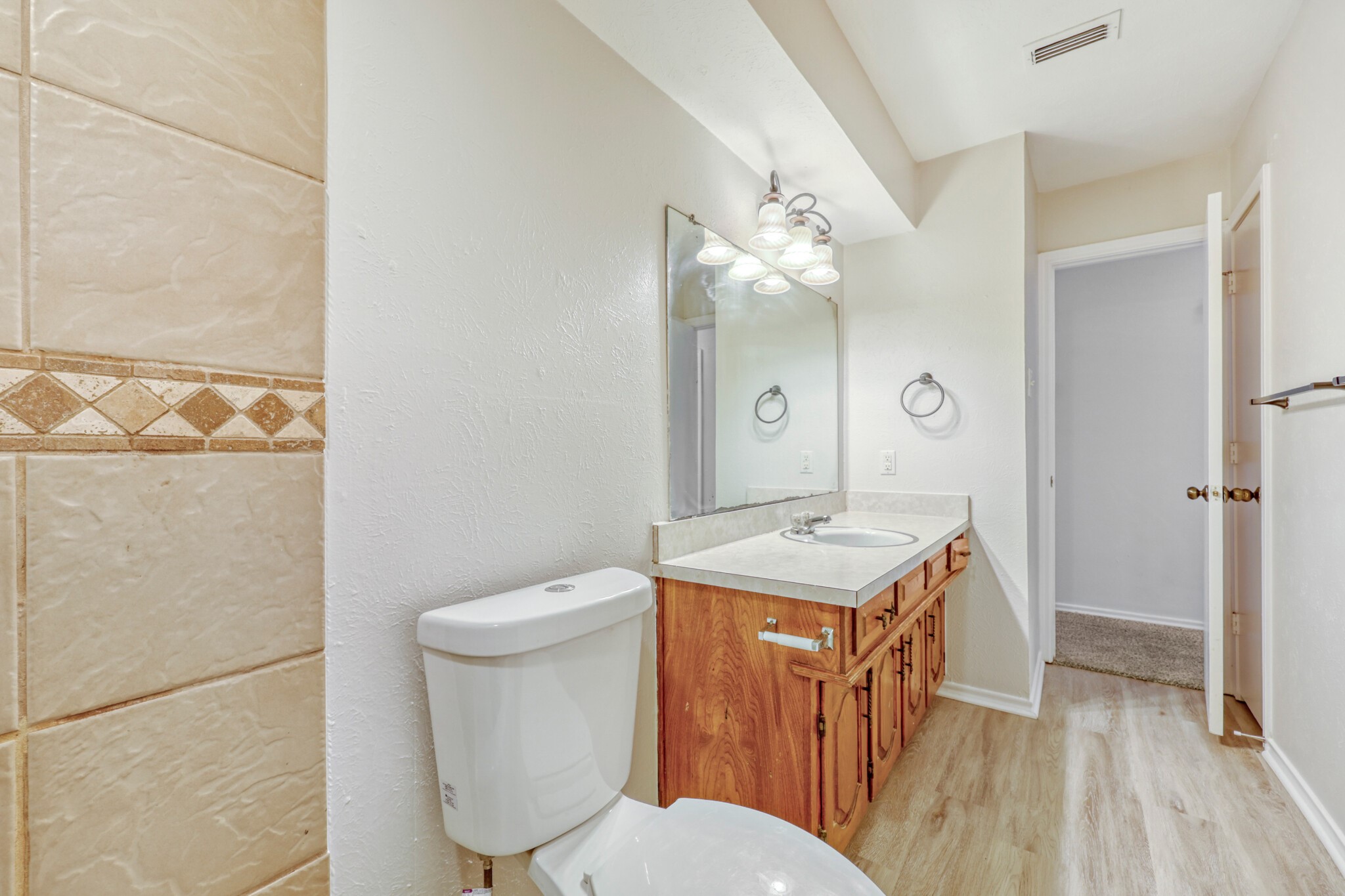 200 Connie Drive Desoto TX 75115