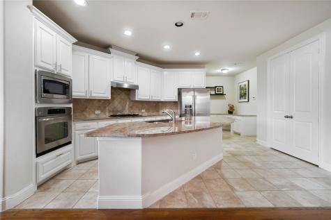 8316 Lindsay Gardens The Colony TX 75056