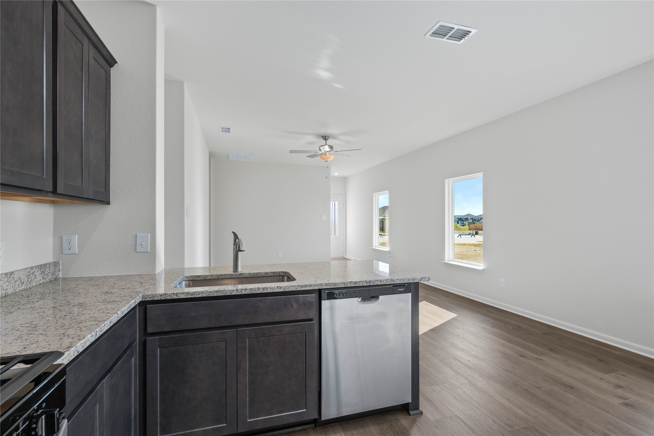 8425 White Wolf Trail Ponder TX 76259