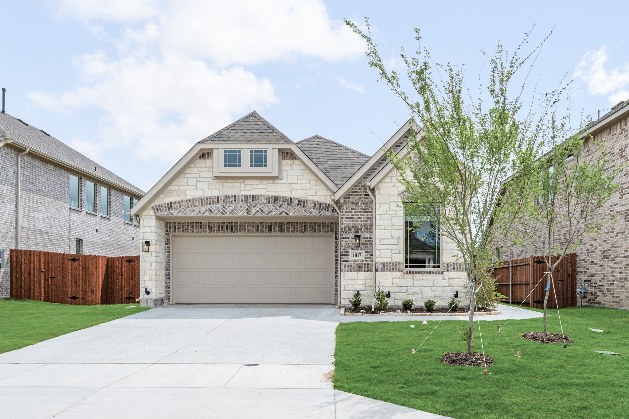 1017 River Oaks Drive Godley TX 76044