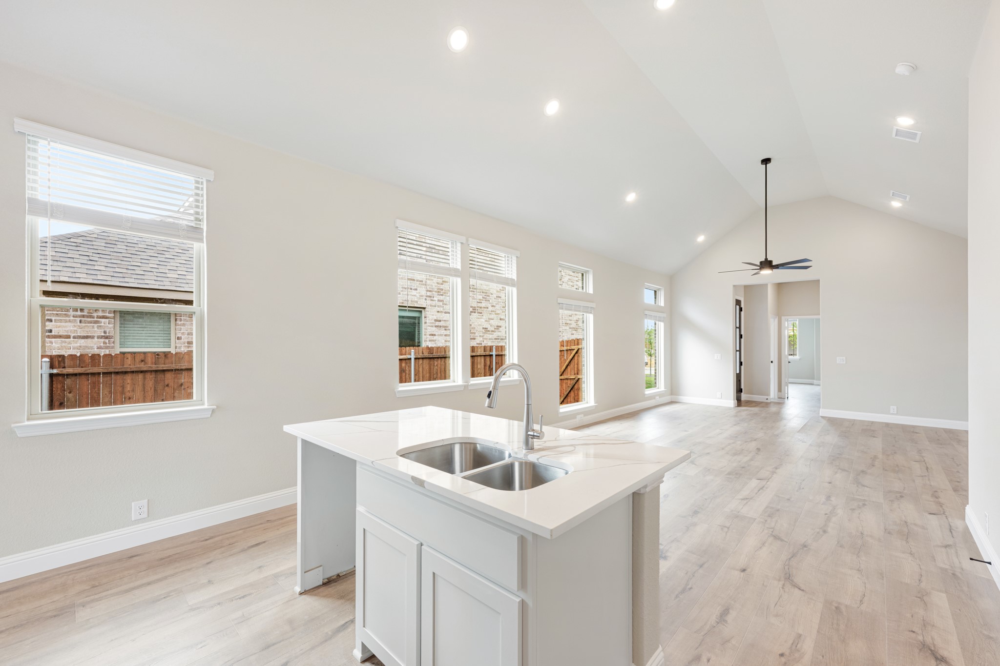 1017 River Oaks Drive Godley TX 76044