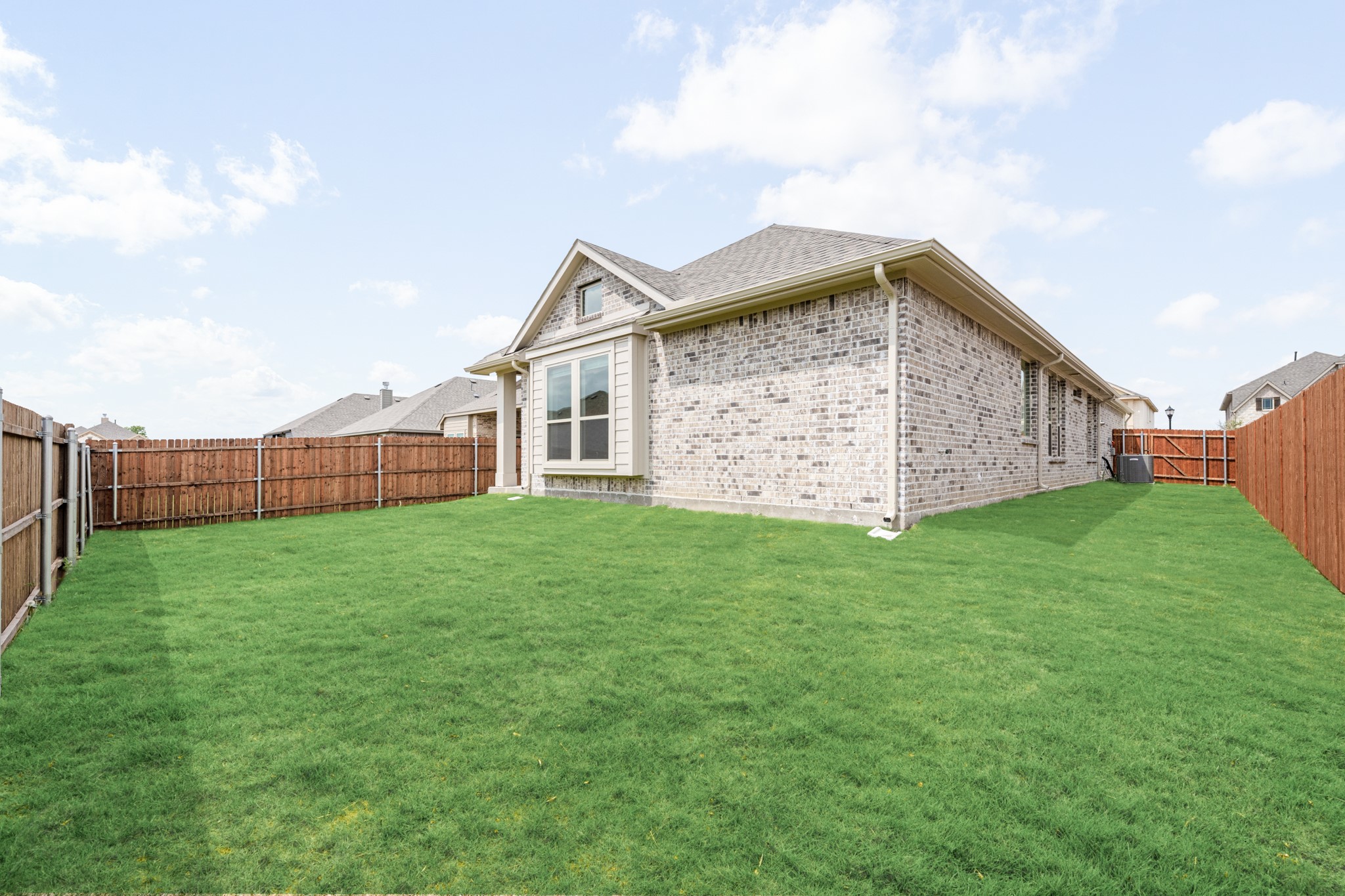 1017 River Oaks Drive Godley TX 76044