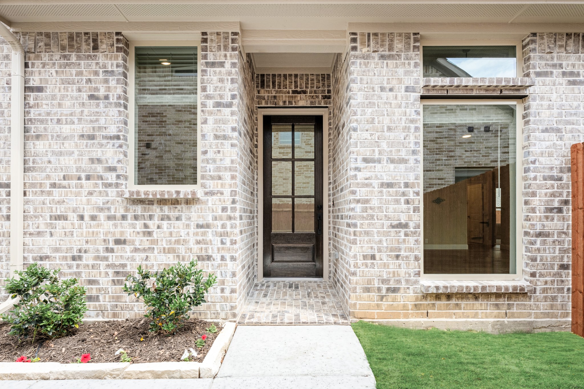 1017 River Oaks Drive Godley TX 76044