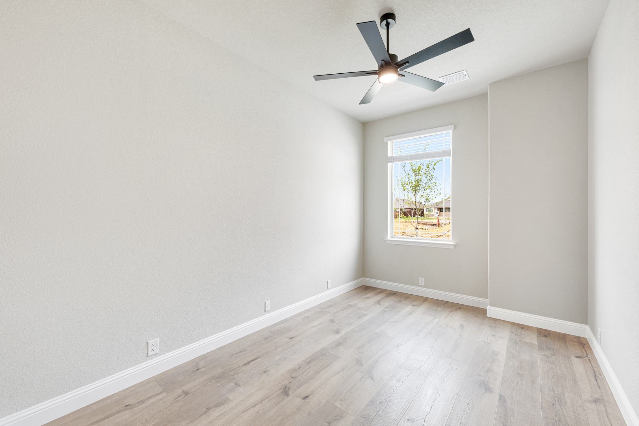 1017 River Oaks Drive Godley TX 76044