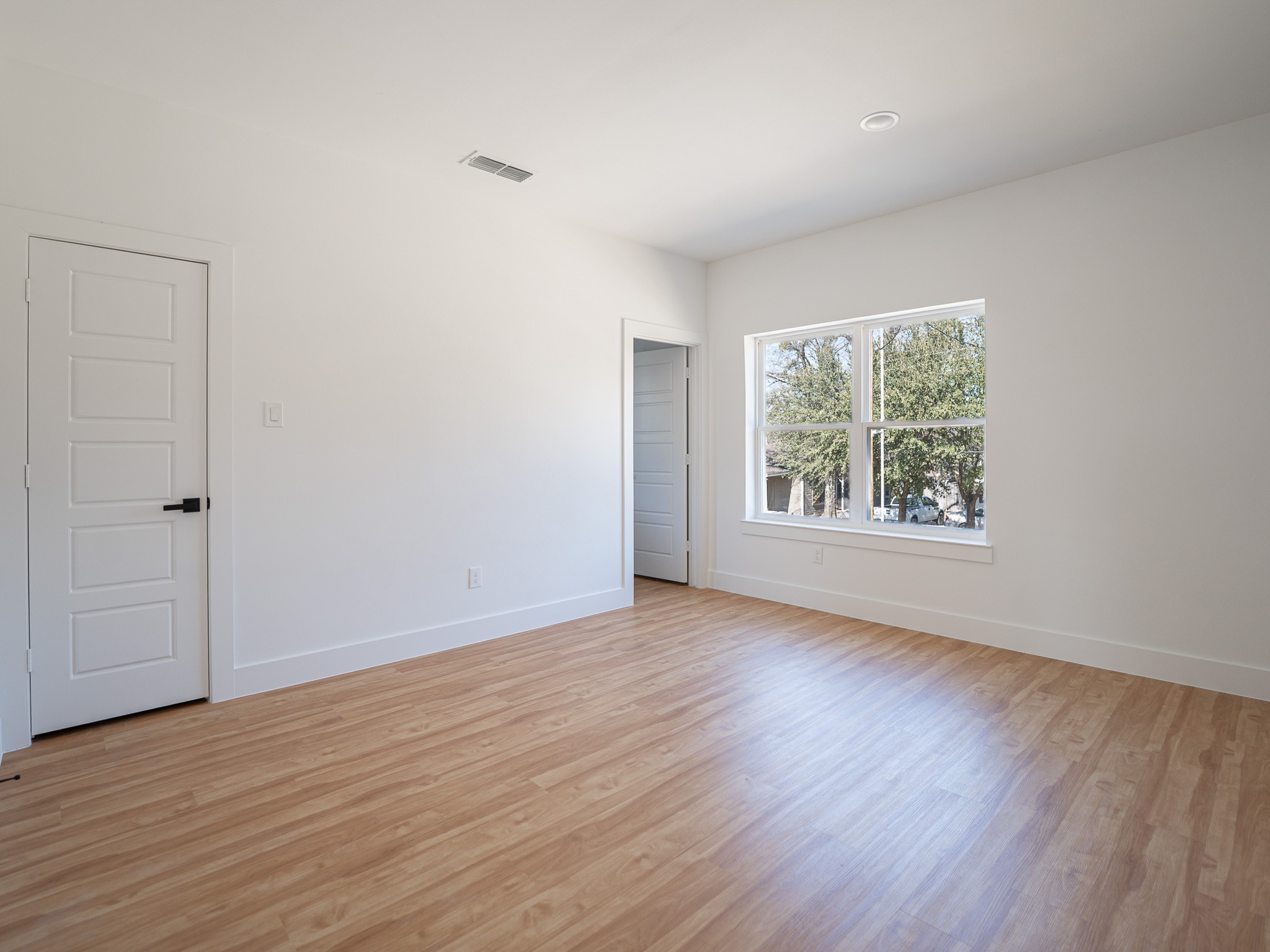 2706 Valentine Street Dallas TX 75215