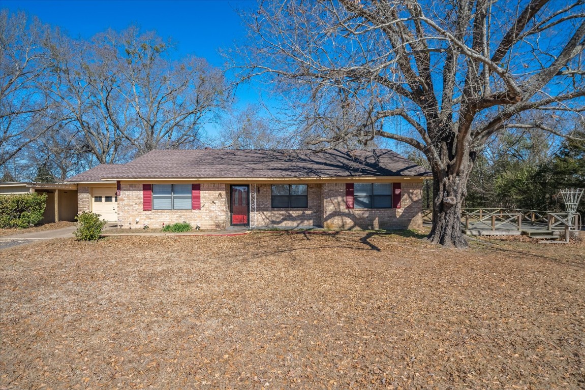 1113 Vz County Road 1703 Grand Saline TX 75140
