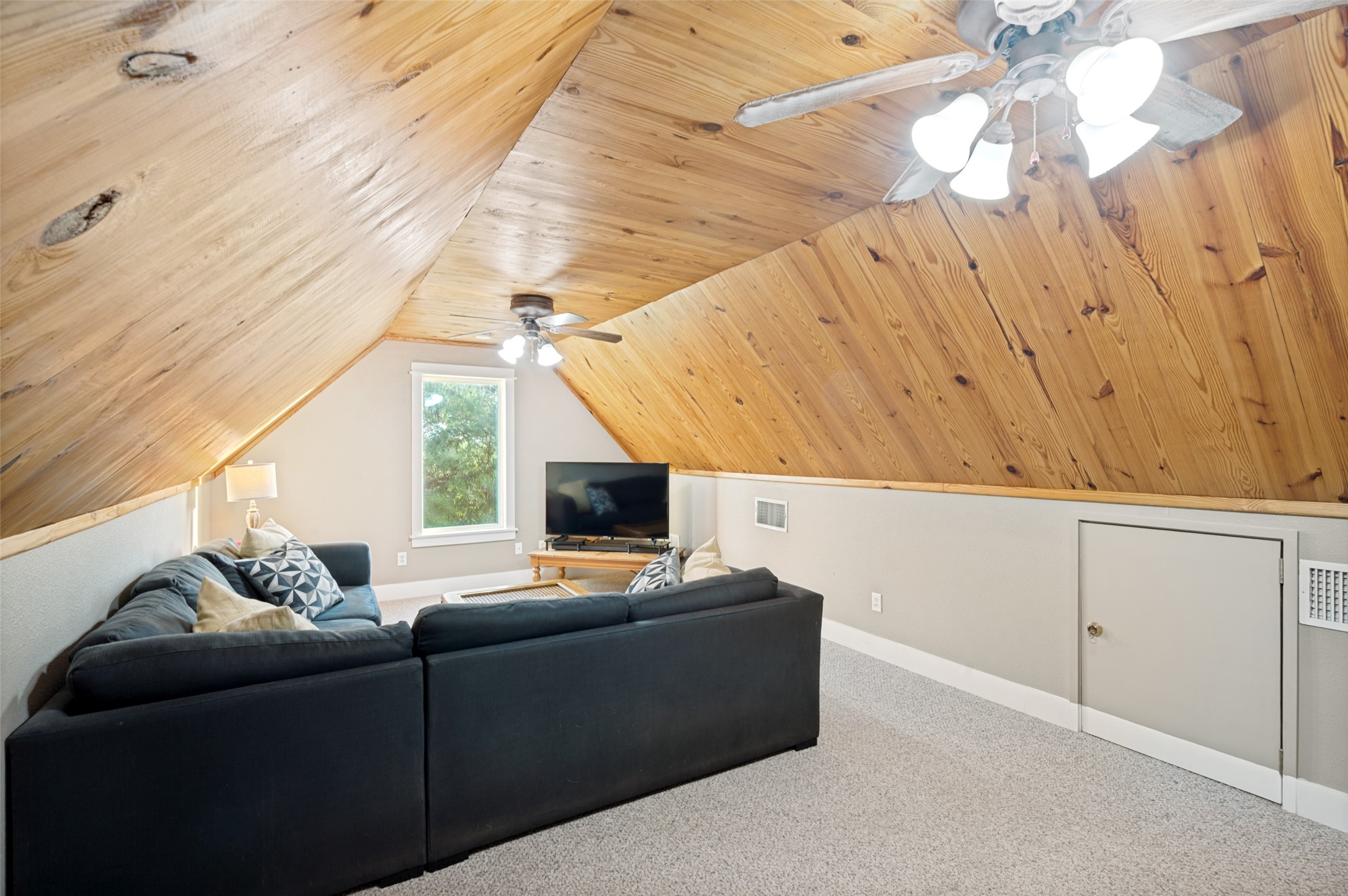 2932 S Johnson Loop Montague TX 76251