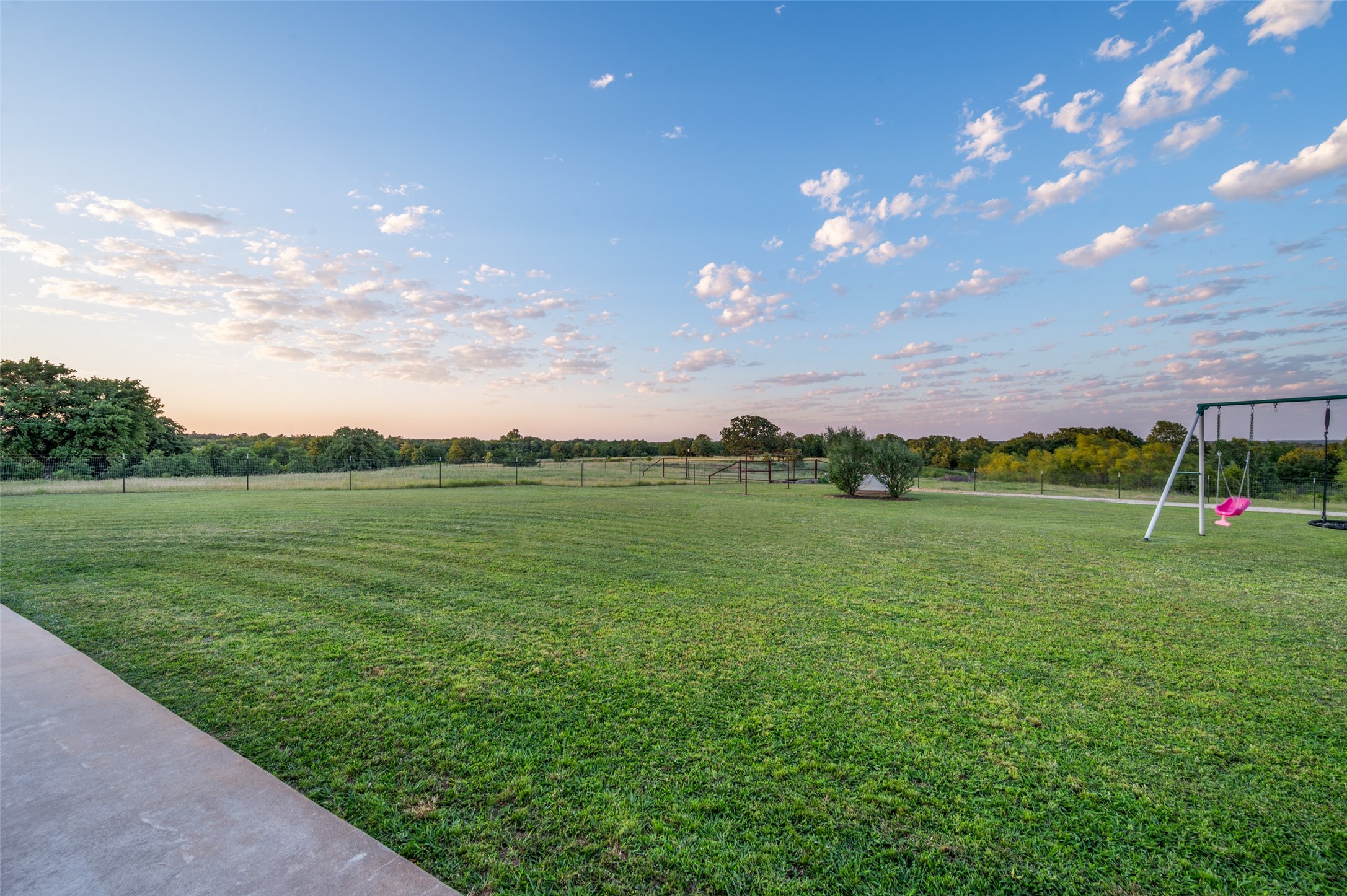 2932 S Johnson Loop Montague TX 76251