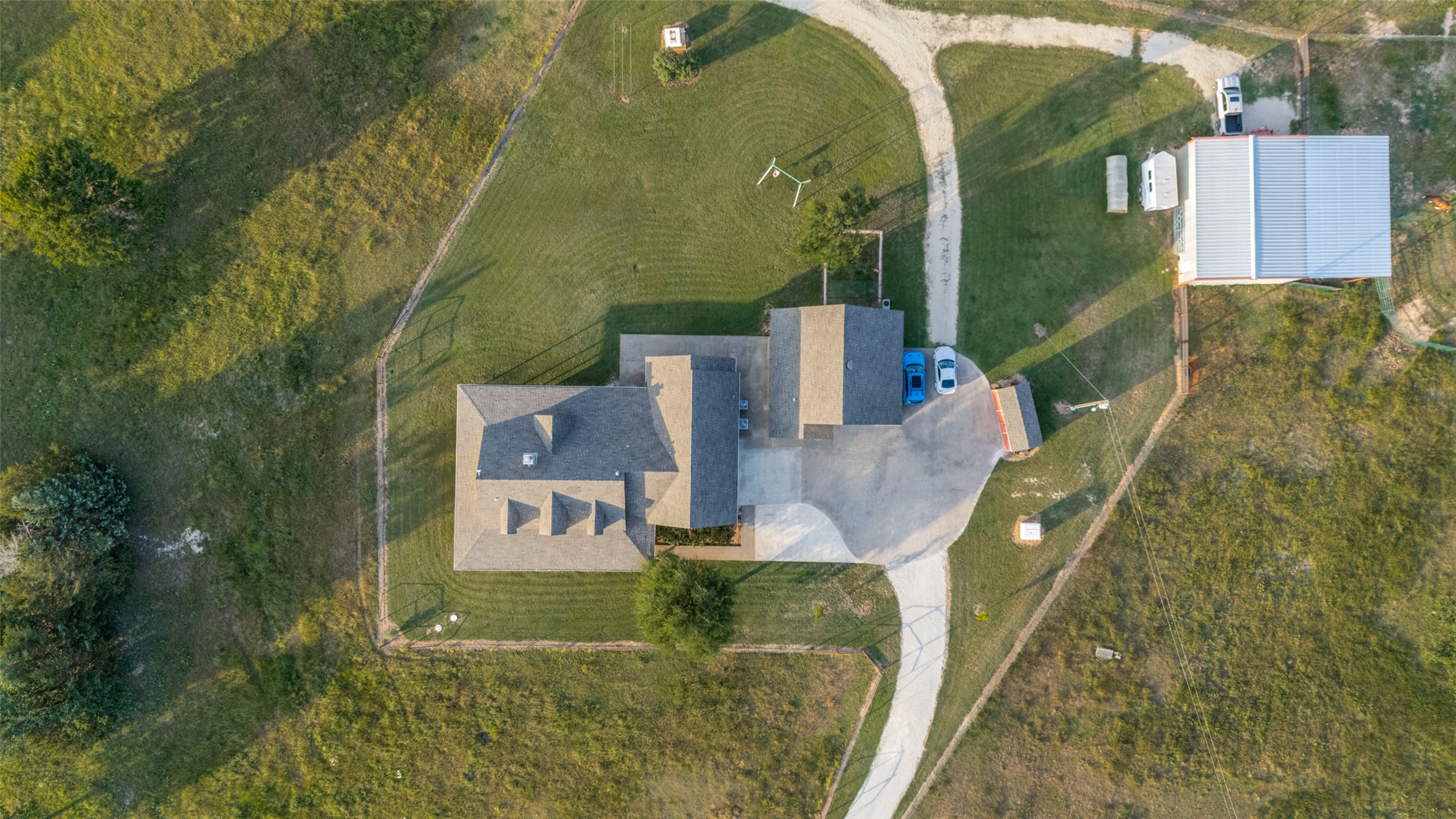 2932 S Johnson Loop Montague TX 76251