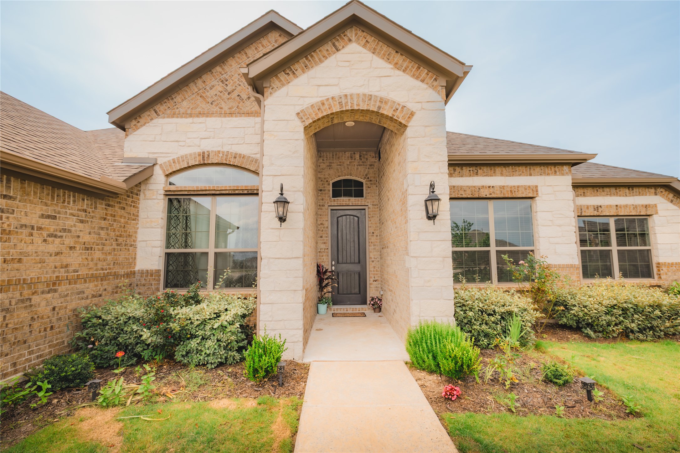 8110 Honeywell Greenville TX 75402