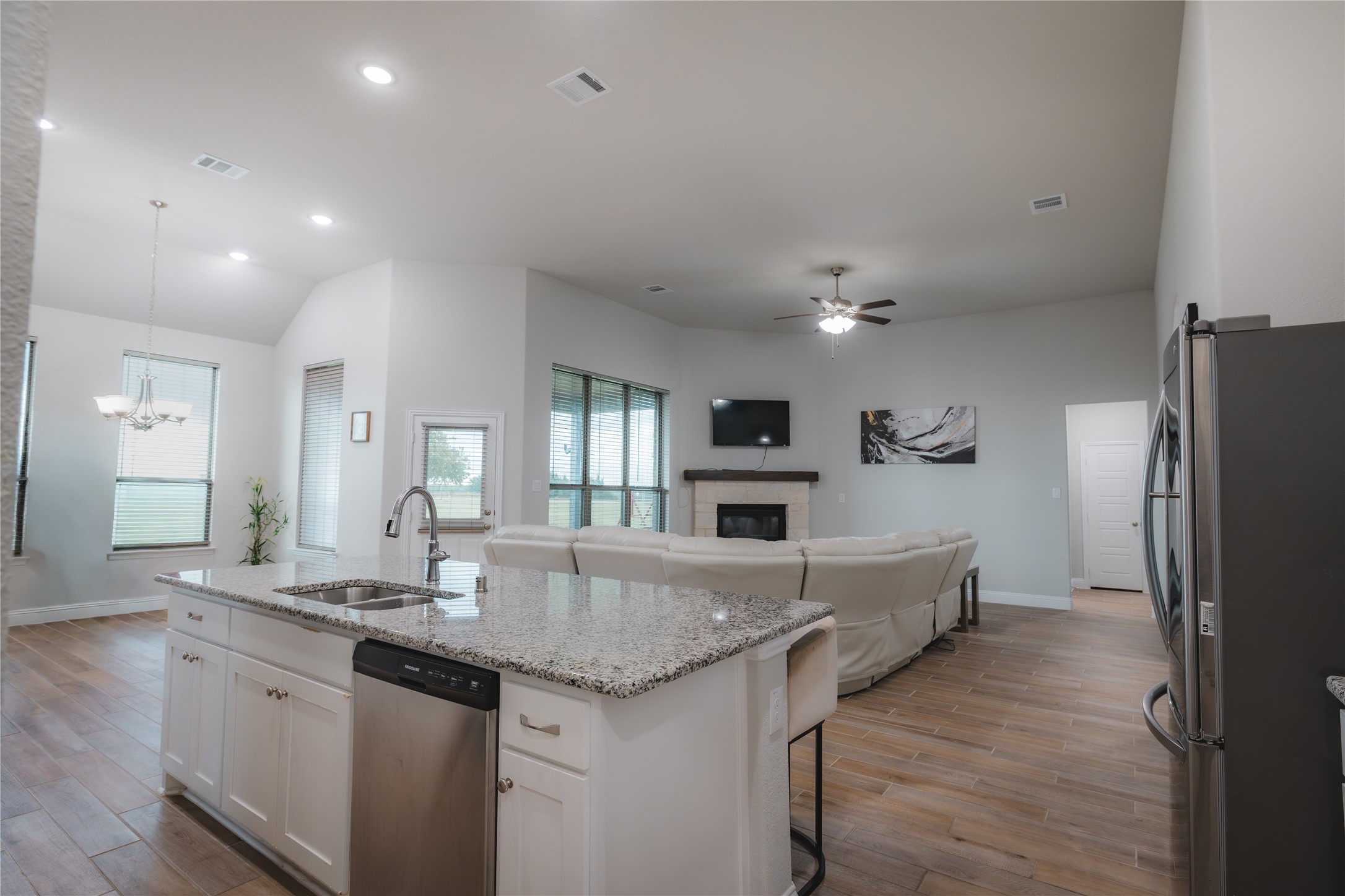 8110 Honeywell Greenville TX 75402