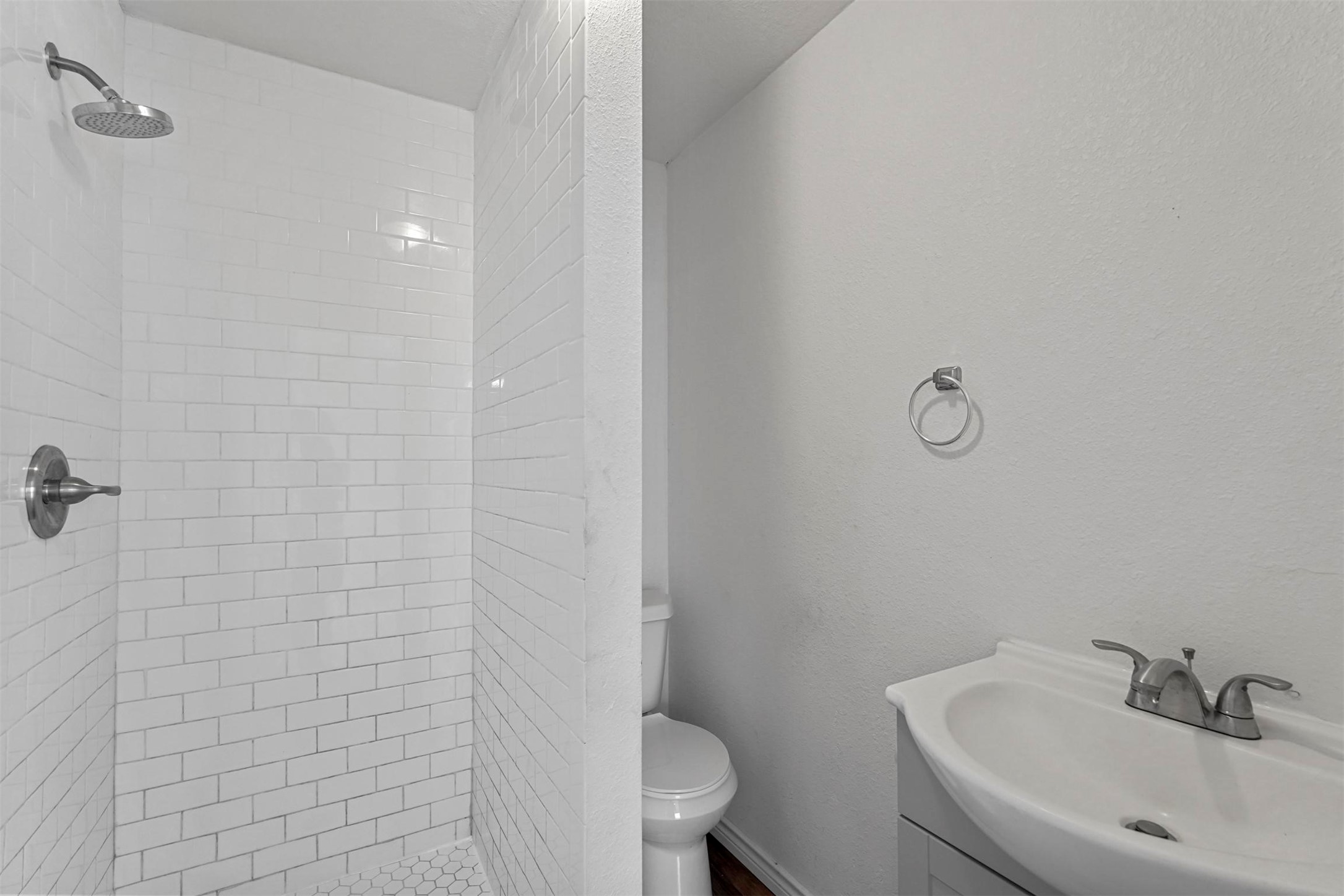 407 N Carter Howe TX 75459