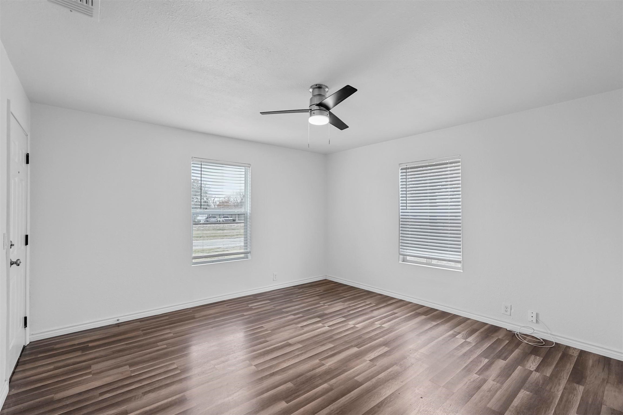 407 N Carter Howe TX 75459