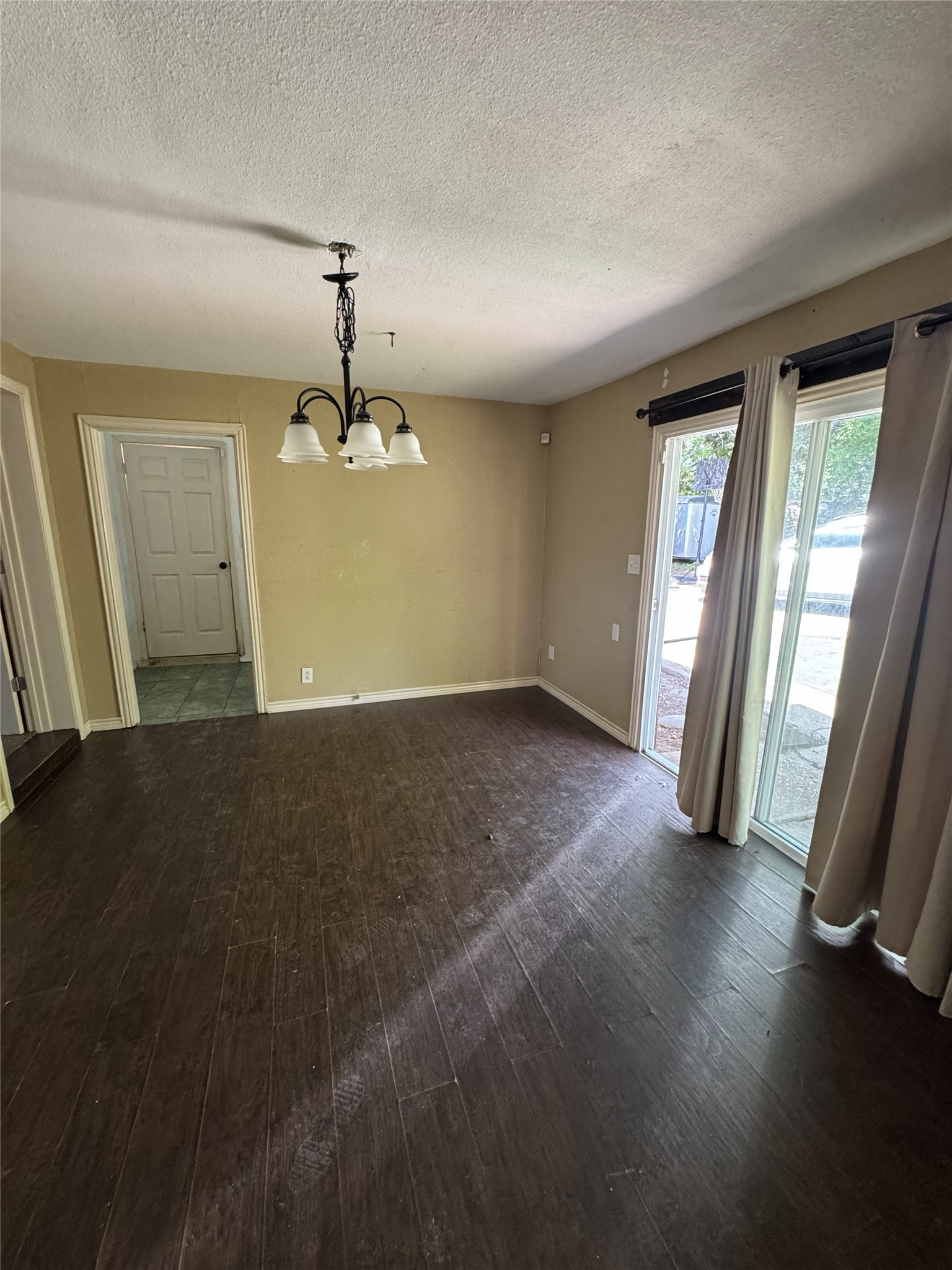 803 Ripley Street Ennis TX 75119