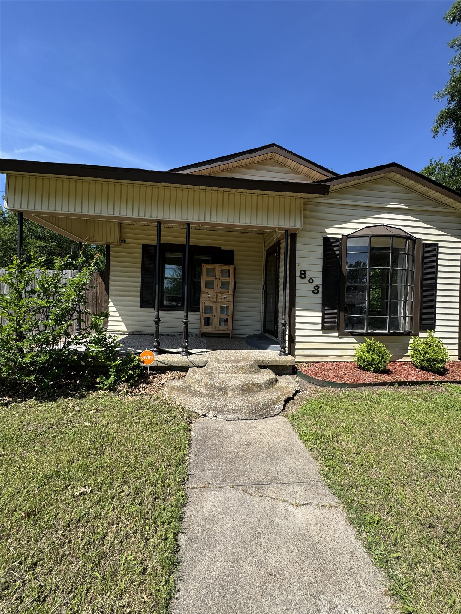 803 Ripley Street Ennis TX 75119