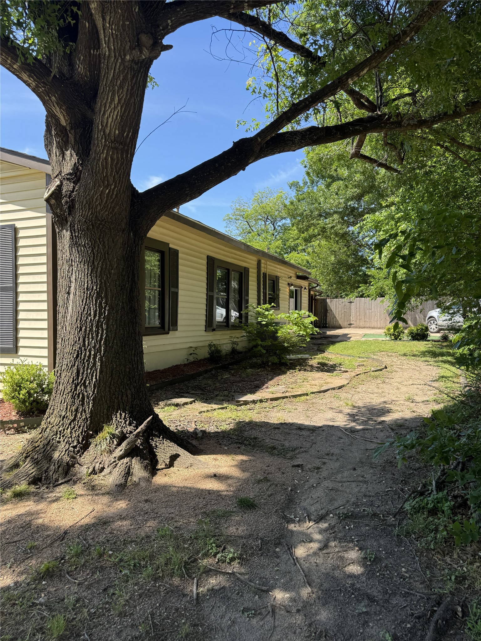 803 Ripley Street Ennis TX 75119