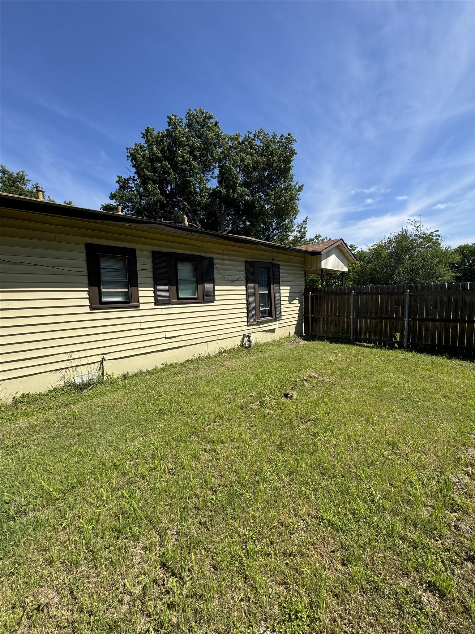 803 Ripley Street Ennis TX 75119