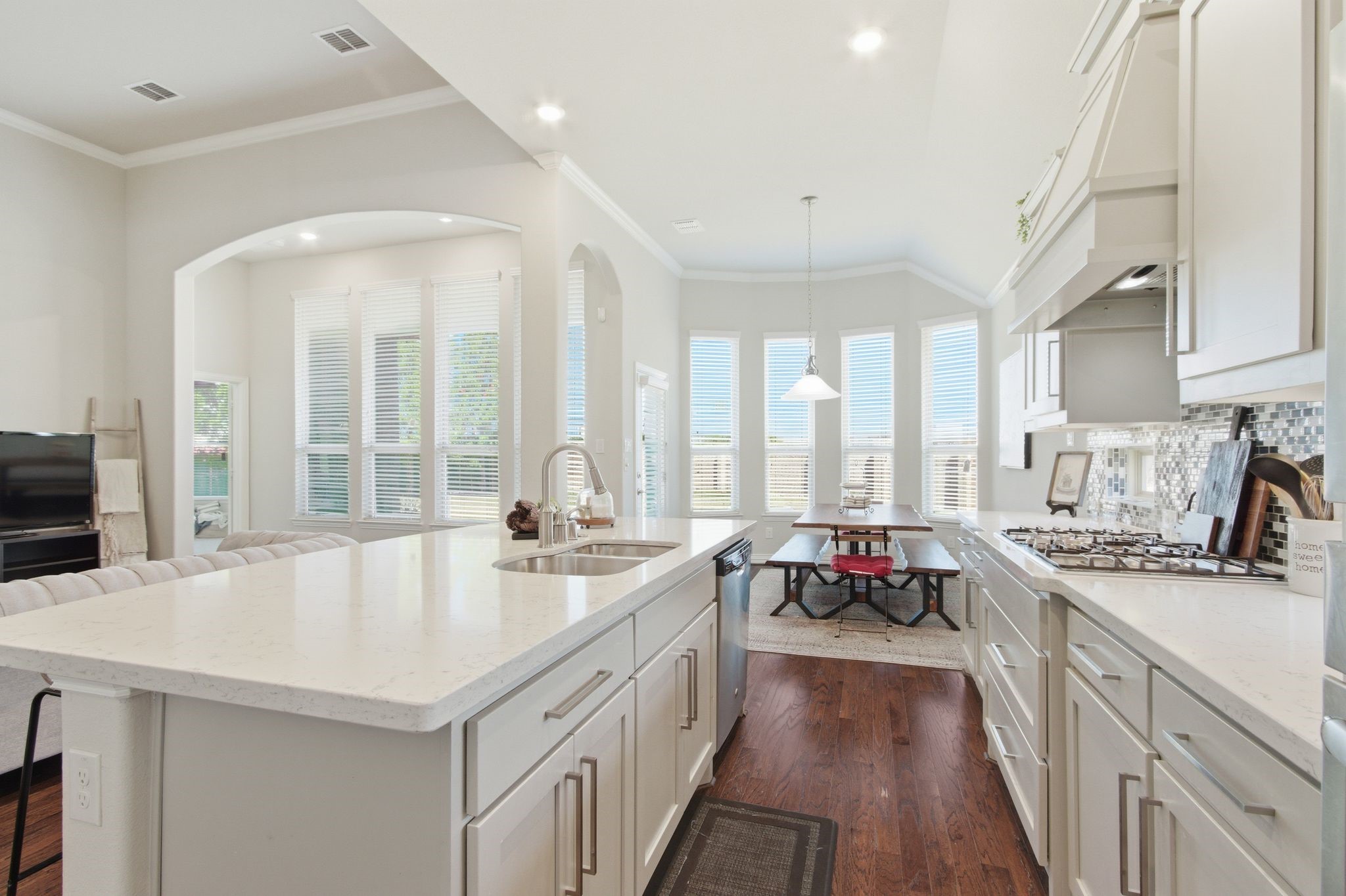 4211 Prado Court Irving TX 75063