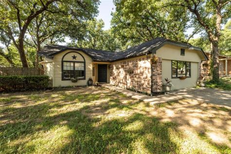 408 Larchmont Way Azle TX 76020