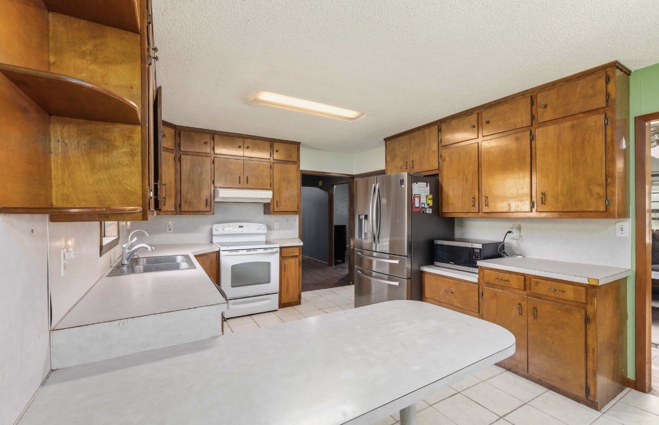 302 S Broadway Street Blanket TX 76432