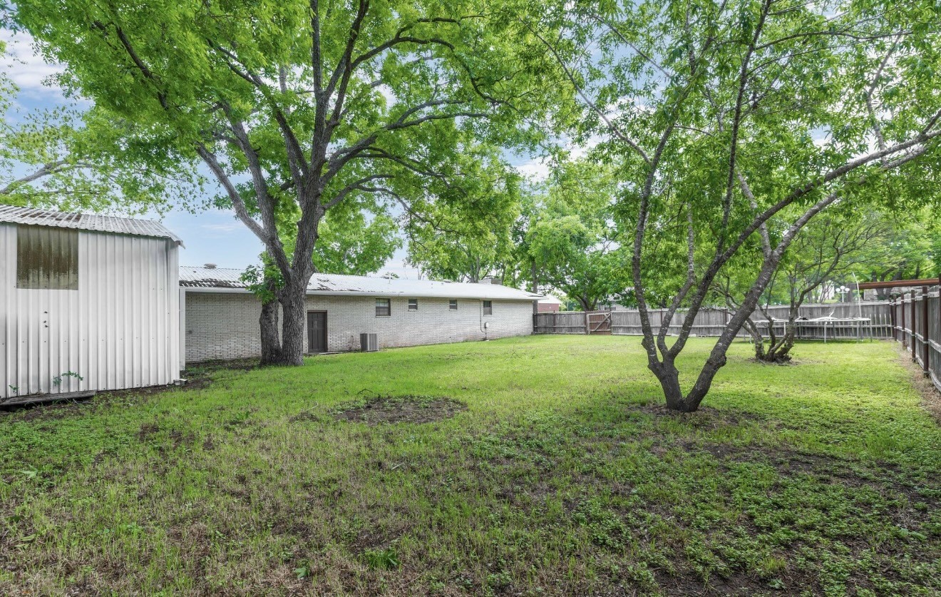 302 S Broadway Street Blanket TX 76432
