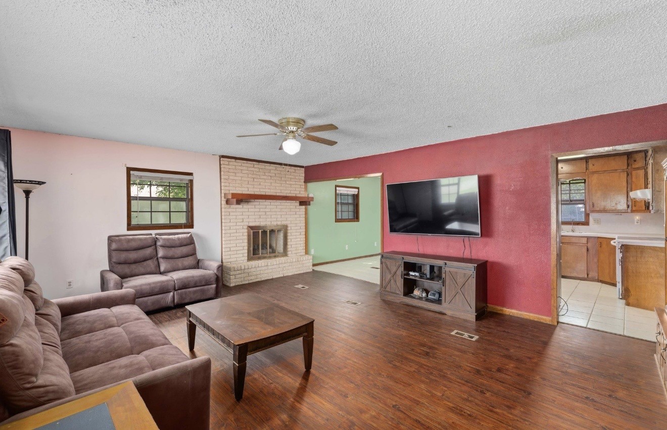 302 S Broadway Street Blanket TX 76432