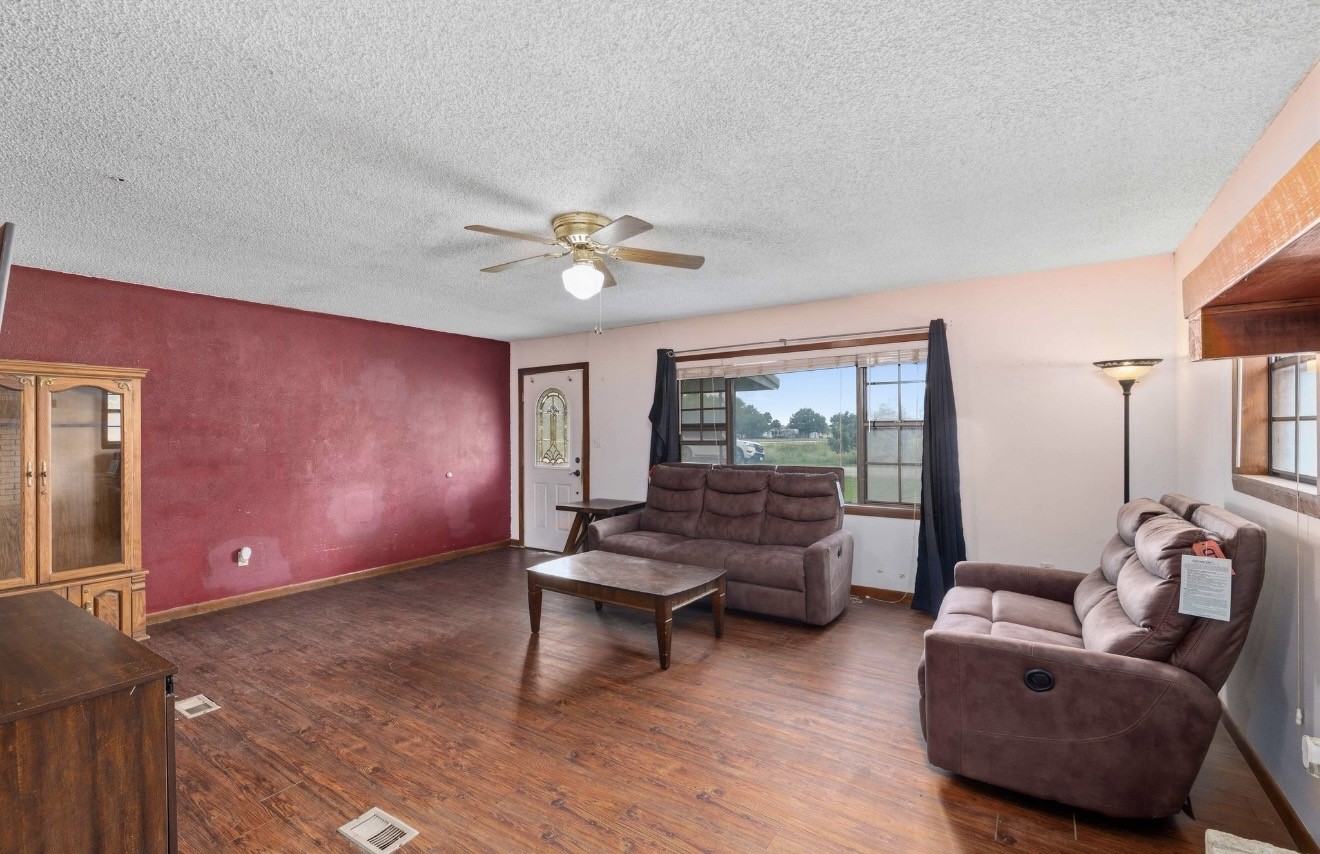 302 S Broadway Street Blanket TX 76432