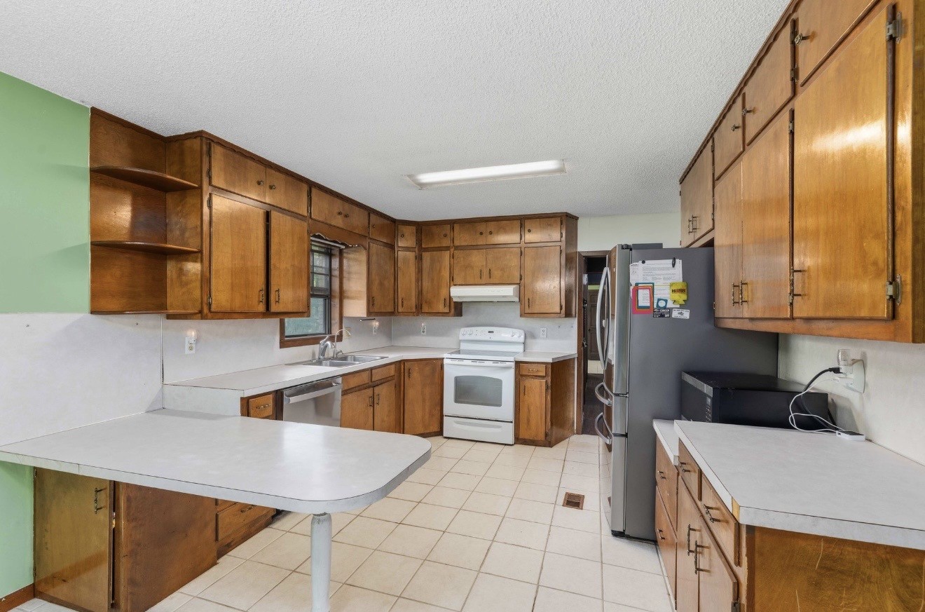 302 S Broadway Street Blanket TX 76432