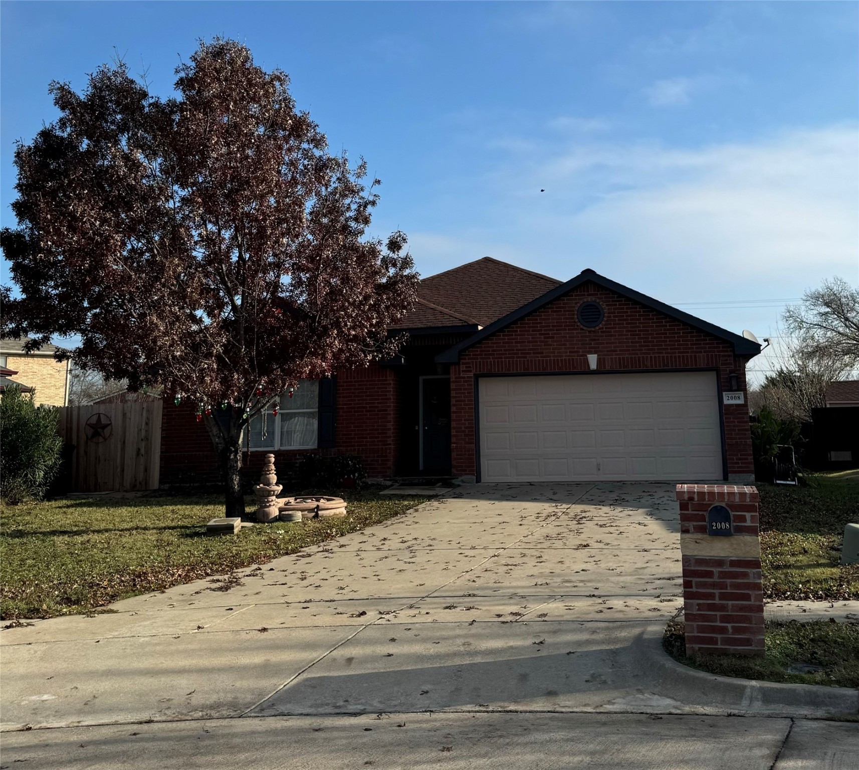 2008 Archer Drive Grand Prairie TX 75052
