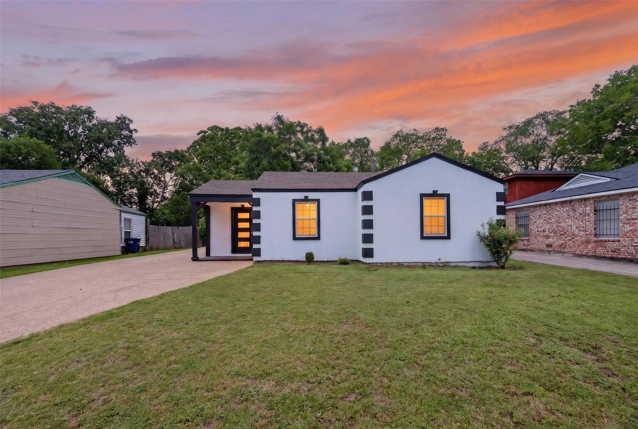 3220 Illinois Avenue Fort Worth TX 76110
