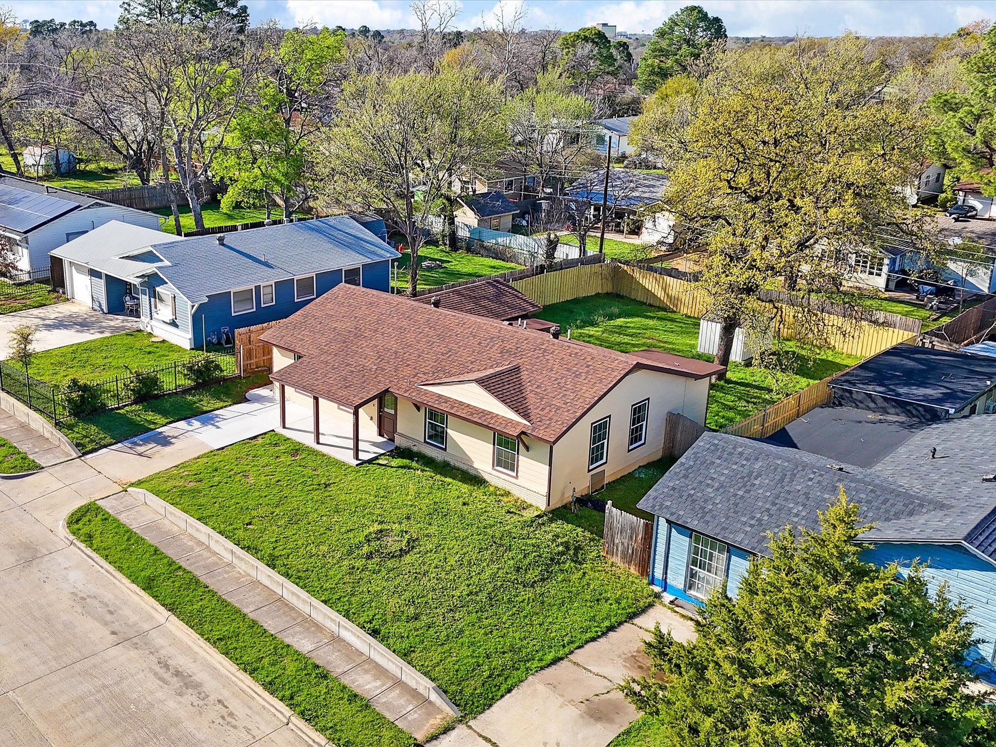 7245 Van Natta Lane Fort Worth TX 76112