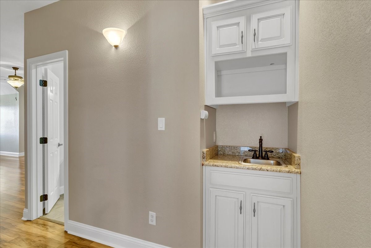 3300 Fountain Way Granbury TX 76049