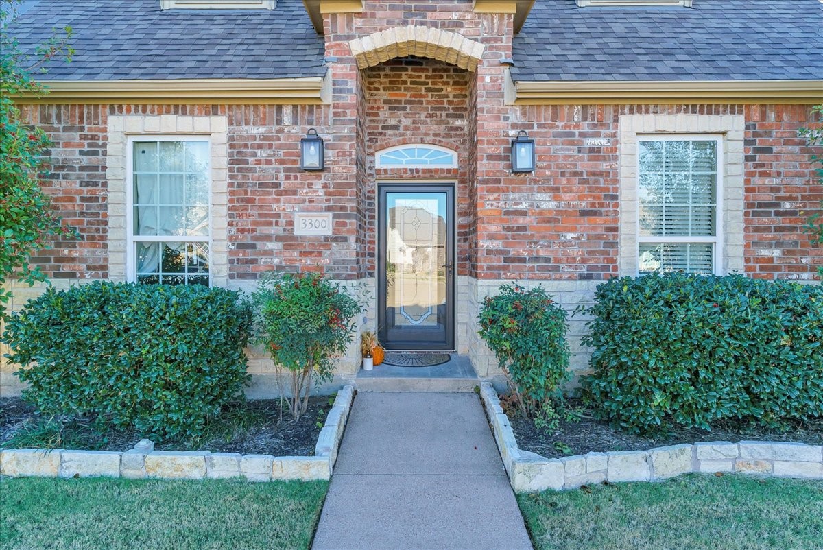 3300 Fountain Way Granbury TX 76049